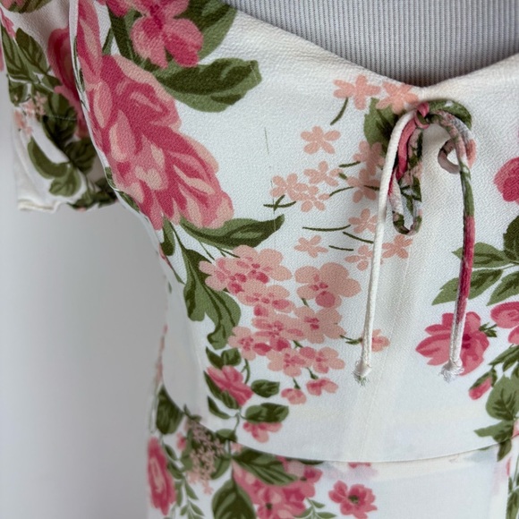 Reformation Alta Dress Corsage Size 6 B30 - Picture 7 of 10